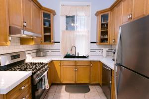 Ursulines Historic Creole Mansion Steps to QTR Historic Getaways W Pool