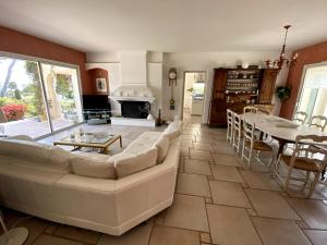 Villas FRGK Villa Claude Juan les Pins : photos des chambres