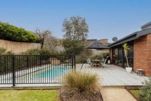 Mid Century on Eastview