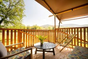 Campings Camping et Lodges de Coucouzac : photos des chambres
