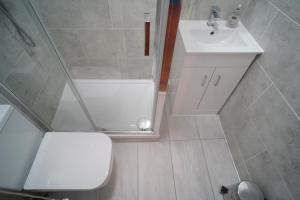 10 Minutes to Tower Bridge , Smart TV, Free Wifi