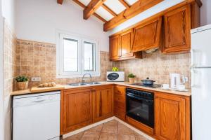 Villa Airosa by Villa Plus