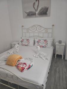 Lady Anays Home