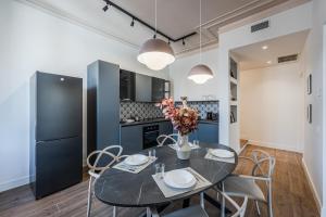 Close to the Sea - Design Apartment with AC in Center