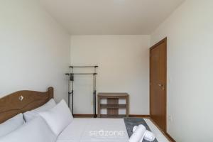 Apto Vista Mar Lateral a 120m da Praia EEI0303