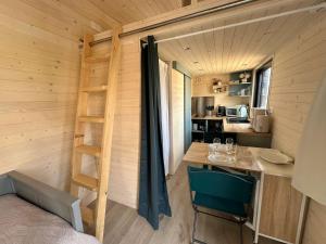 Chalets BERCK-PLAGE - 4 Hebergements insolites Tiny House de 2 a 18 personnes : photos des chambres