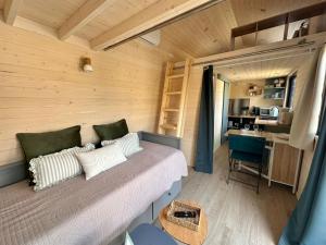 Chalets BERCK-PLAGE - 4 Hebergements insolites Tiny House de 2 a 18 personnes : photos des chambres