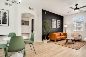 Boulevard Stays Luxe 1BR by Stadium Pool Parking Gym 07