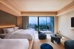 edit x seven FUJI GOTEMBA