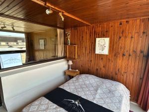 Appartements Appartement confortable 6 pers au centre de Super Besse - FR-1-814-84 : photos des chambres