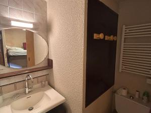 Appartements Appartement confortable 6 pers au centre de Super Besse - FR-1-814-84 : Appartement