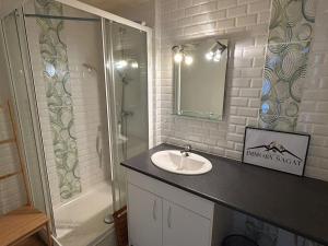 Appartements Spacieux Appartement au Pied des Pistes - FR-1-814-21 : photos des chambres