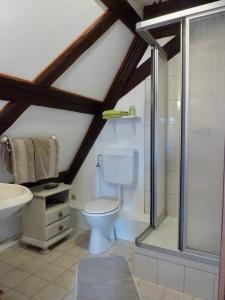 B&B / Chambres d'hotes Chambres a la Cour de l-abbaye d-Autrey : photos des chambres