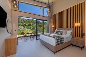 Costas Luxury Villas - Athenas Villa