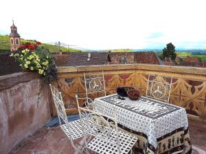 B&B / Chambres d'hotes Chambres a la Cour de l-abbaye d-Autrey : photos des chambres