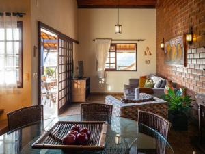 Casa de Campo espaçosa com área gourmet em Gravatá