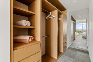 Classic 2BR Condo pool near beach