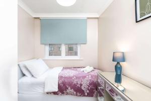 3-Bed Apartment - Sleeps up to 6 - Near City Centre - Free Parking