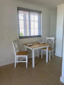 Savannah Inn Family Apartment 103