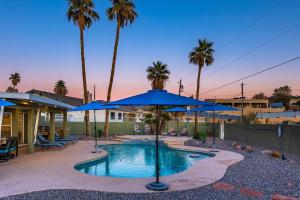 Fabulous Havasu Family Home Private Pool Hot Tub