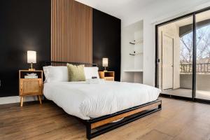 Boulevard Stays 1BR by Stadium Pool Parking Gym 09