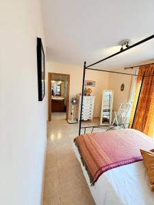 Lovely Villa Moyre wonderful sights to the sea