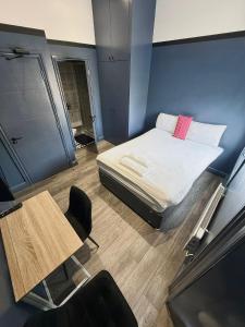 The Alfred House - Rooms & Stays