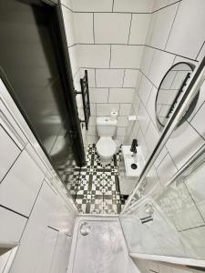 The Alfred House - Rooms & Stays