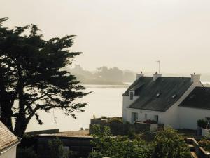 Appartements Saint Cado, appartement avec vue sur l-eau : photos des chambres