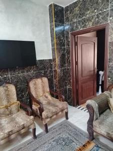 شقة ام نوارة الحديثة modern nice flat