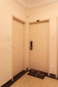 Amplo e Sofisticado colado à Paulista - Wecare Hosting