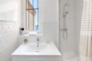 Charming studio - 2P - Sea view - Antibes