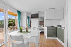 Magical Mobile Homes in the Heart of Nature - Vala Romana