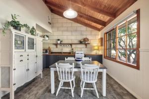 Jamieson Cottage 2 - By the River