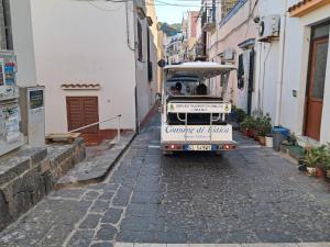 Jasmine House Ustica heart