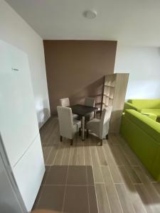 Apartman bright nest
