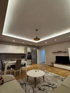Premium Apartment 2 Rooms - Объекты без категории в городе Тирана
