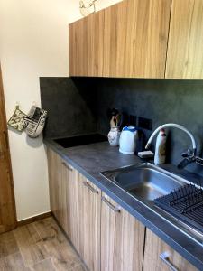 Cottage by the Ponds