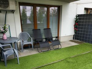 Apartament C10 z ogródkiem