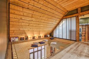 Le Gite du Domaine Constant - Loft Style Industriel Chic - jardin & espace jeux
