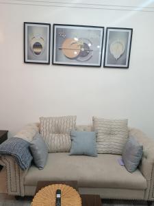 Cozy Loft near UN & Village Market