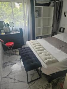 T2 neuf centre ville Saint Raphaël avec terrasse et parking gratuit, prés de la plage et commerces!