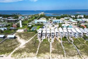 Gulf-Front Paradise 3BR Beach House Prime Location