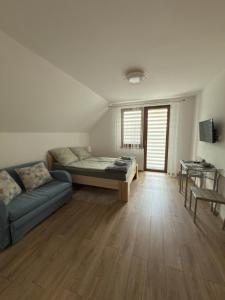 APARTAMENT RYBICAL nad jeziorem