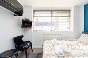 Open Mind Property - HOT TUB, 5 Bedrooms & 16 Guests