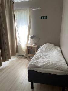 Country peace by the pond- Hidden gem at lake