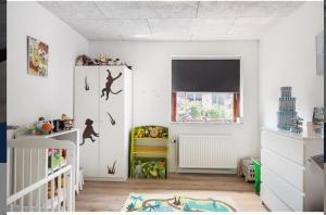 Stort hus i rolige omgivelser