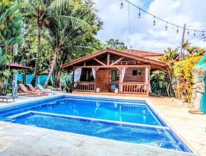 Style and Comfort Tropical Studio Cabina AC Pool