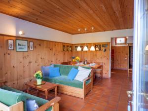 Carlo B Garten Ferienwohnung EG