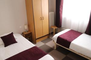 Hotels Logis Hotel-Restaurant La Coupe d'Or : photos des chambres